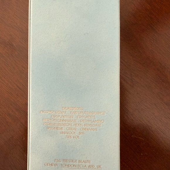 Dolce & Gabbana Light Blue Eau de Toilette - 25ml 0.84 fl oz - Picture 3 of 4